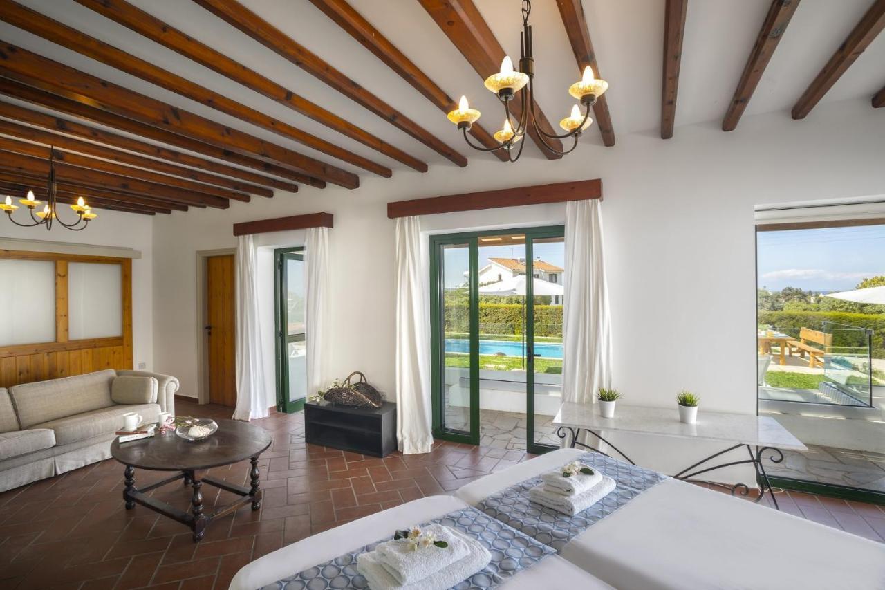 The Apple Tree Villa Protaras Exterior photo